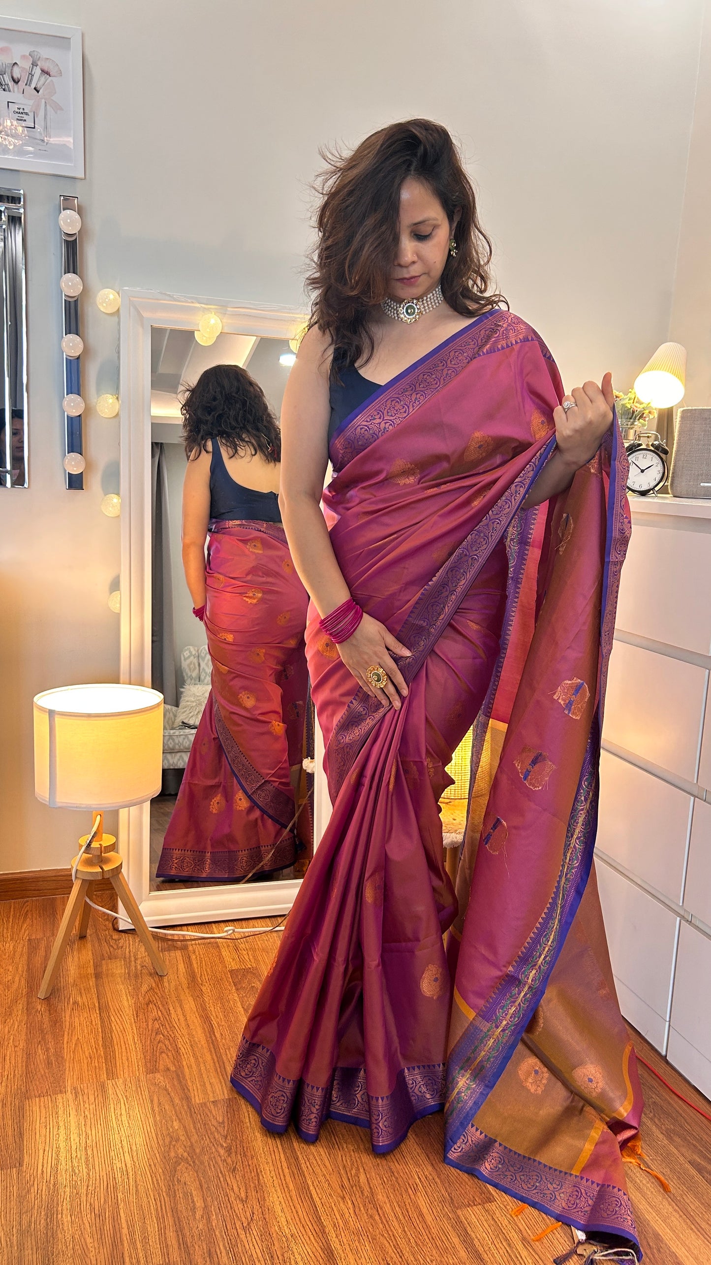 Regal Threads |Mauve Mirage