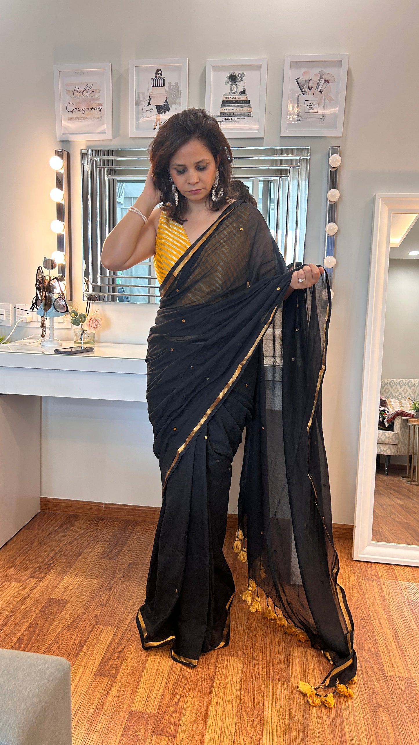 Sparkling Mul |Dotted Elegance