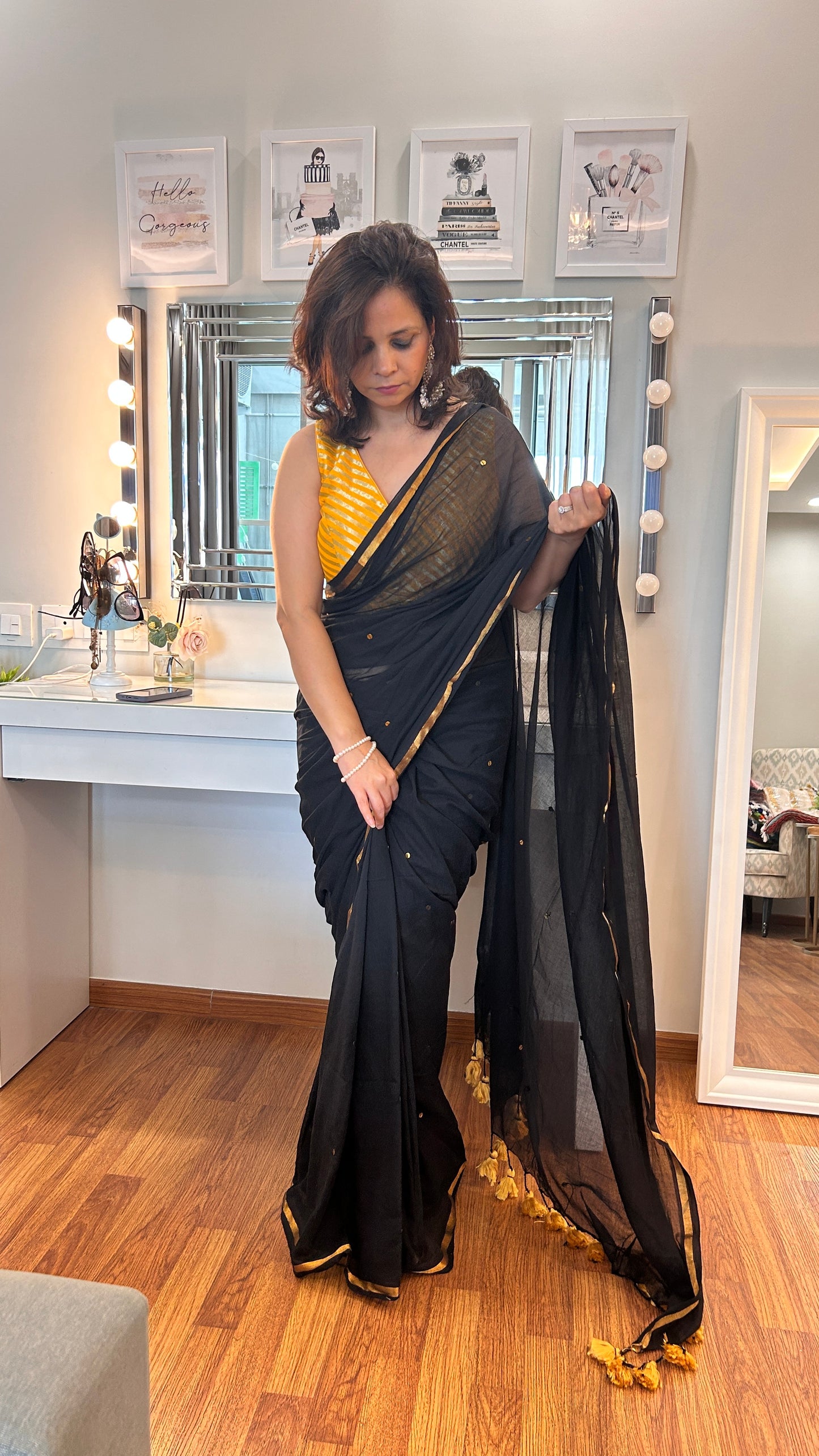 Sparkling Mul |Dotted Elegance