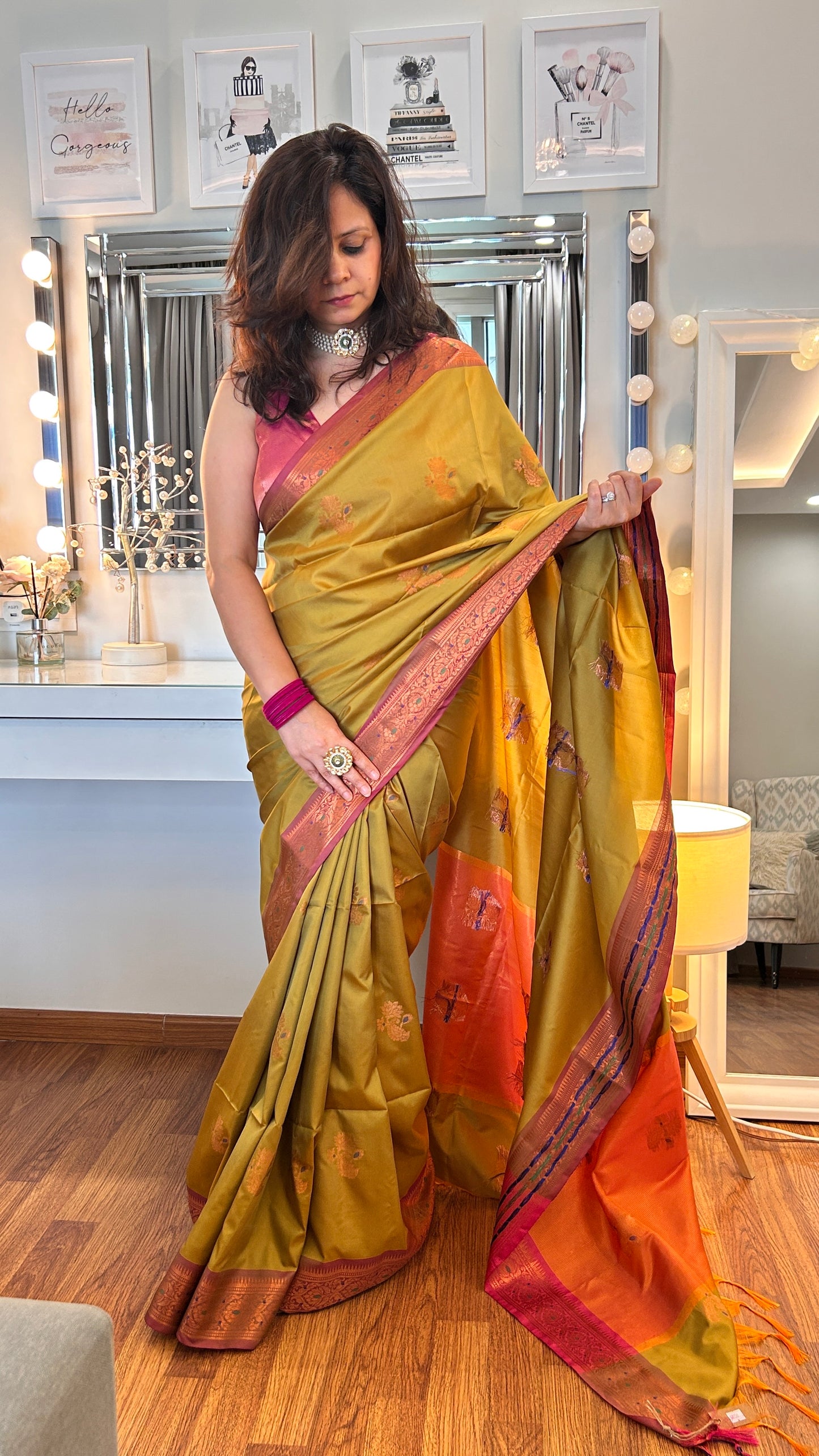 Regal Threads |Mint Blossom