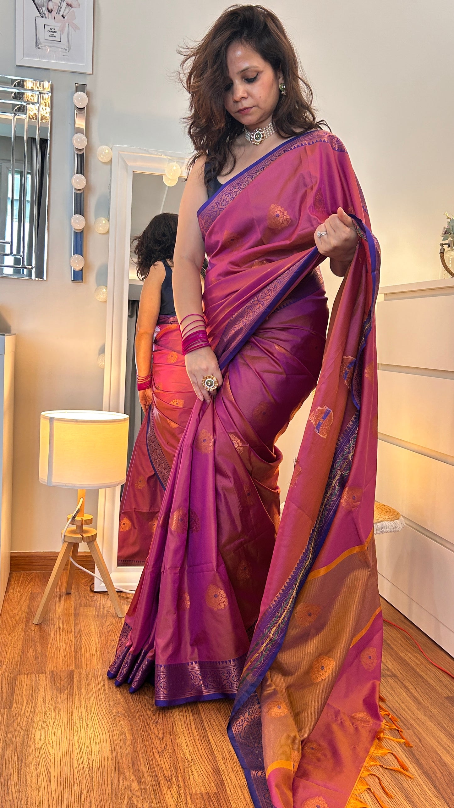 Regal Threads |Mauve Mirage